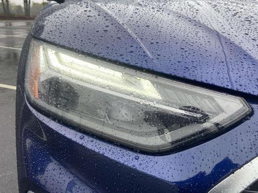 2022 Audi Q5 45 S line Premium