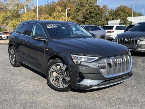 2021 Audi e-tron Premium