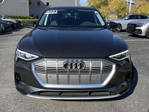 2021 Audi e-tron Premium