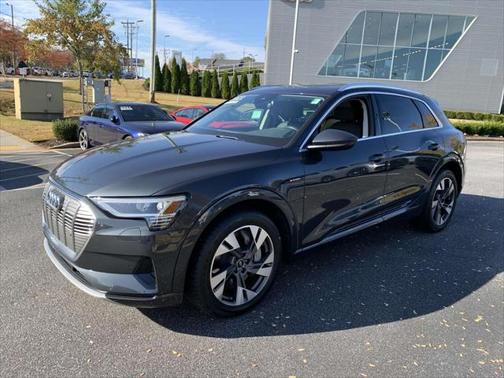 2021 Audi e-tron Premium