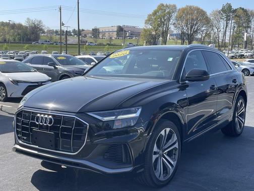 Night Black 2020 Audi Q8 55 Premium Plus