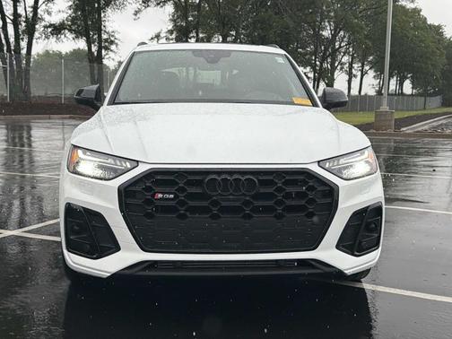 Ibis White 2023 Audi SQ5 3.0T Prestige