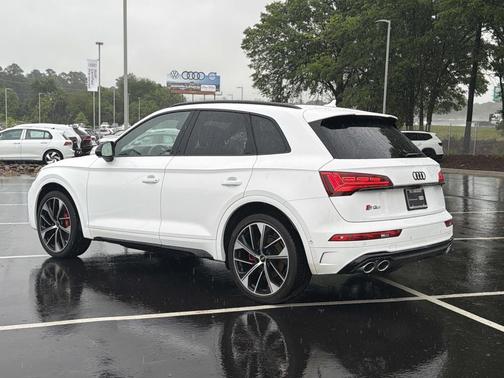 Ibis White 2023 Audi SQ5 3.0T Prestige