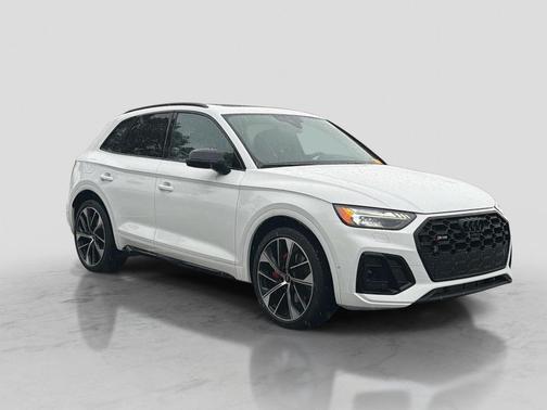 Ibis White 2023 Audi SQ5 3.0T Prestige