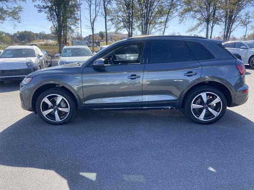 2023 Audi Q5 45 S line Prestige