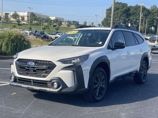 Crystal White Pearl 2024 Subaru Outback Onyx Edition