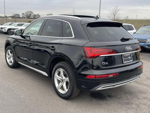 2022 Audi Q5 40 Premium