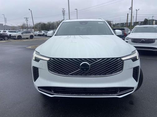 2026 Volvo XC90 Plug-In Hybrid T8 Plus 7-Seater