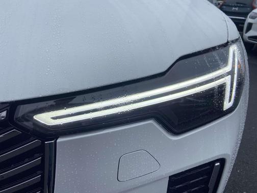 2026 Volvo XC90 Plug-In Hybrid T8 Plus 7-Seater