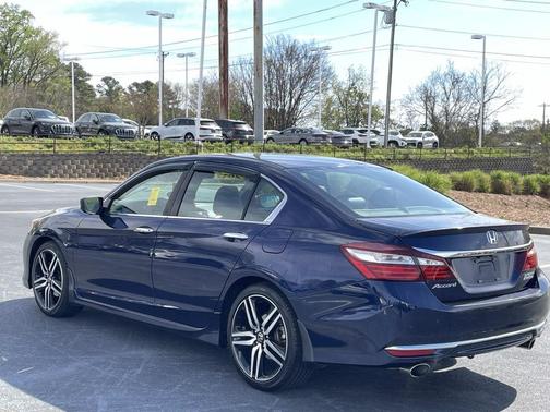 Crystal Black Pearl 2017 Honda Accord Sport SE