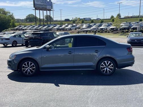 Platinum Gray Metallic 2017 Volkswagen Jetta 1.4T SE