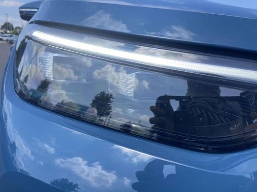 2025 Volkswagen Tiguan 2.0T SE 4MOTION