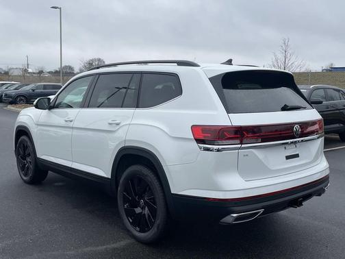 White 2026 Volkswagen Atlas 2.0T SE w/Technology