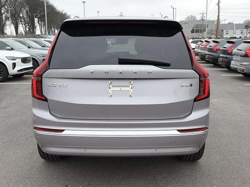 2026 Volvo XC90 Plus, B6 AWD Gas (mild hybrid), Gasoline, Bright, 7 Seats