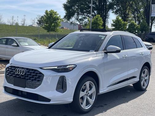 2026 Audi Q5 Premium Plus TFSI quattro S tronic