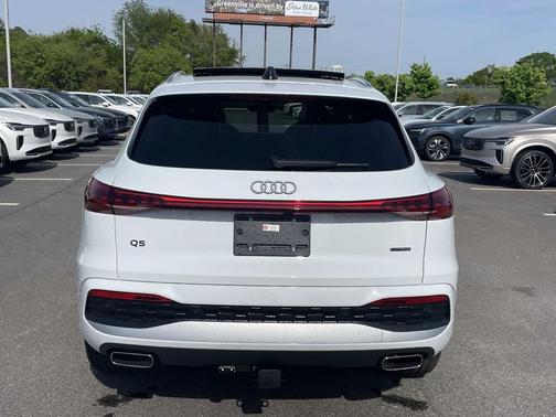 2026 Audi Q5 Premium Plus TFSI quattro S tronic
