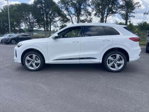 2025 Audi Q5 Premium Plus