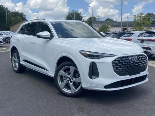 2025 Audi Q5 Premium Plus