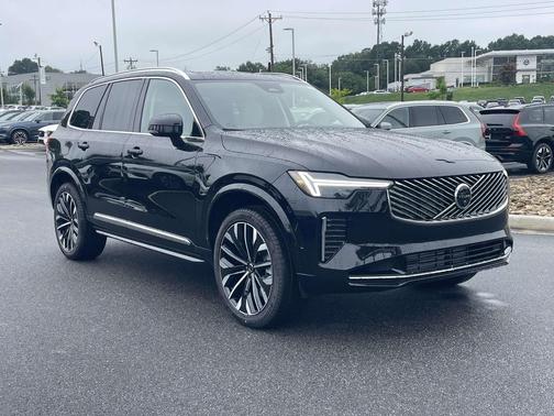 Onyx Black Metallic 2026 Volvo XC90 Plug-In Hybrid Ultra, T8 AWD, Electric/Gasoline, Bright, 7 Seats