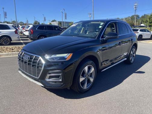 2023 Audi Q5 40 Premium Plus