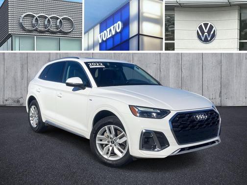 2022 Audi Q5 45 S line Premium