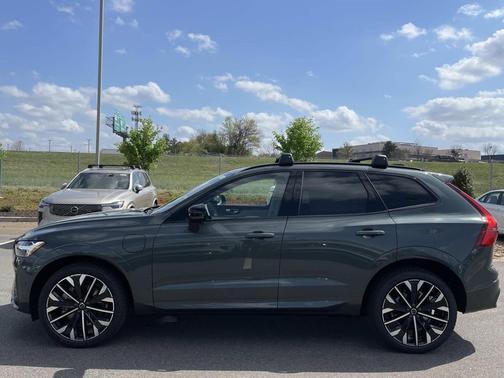 2026 Volvo XC60 Plug-In Hybrid Ultra, T8 AWD Electric/Gasoline, Dark