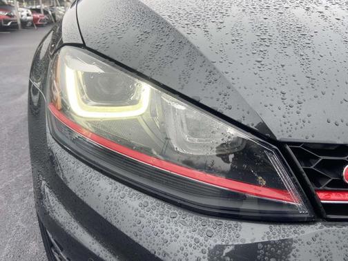 2016 Volkswagen Golf GTI 2.0T Autobahn w/Performance Package 4-Door
