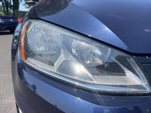 2016 Volkswagen e-Golf SE