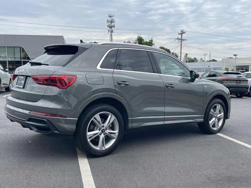 Chronos Gray Metallic 2022 Audi Q3 45 S line Premium Plus