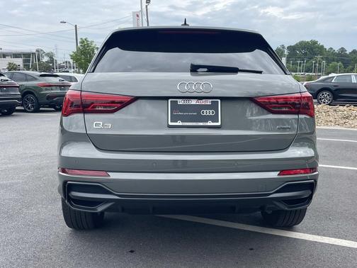 Chronos Gray Metallic 2022 Audi Q3 45 S line Premium Plus