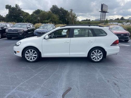 2014 Volkswagen Jetta SportWagen Auto SE w/Sunroof