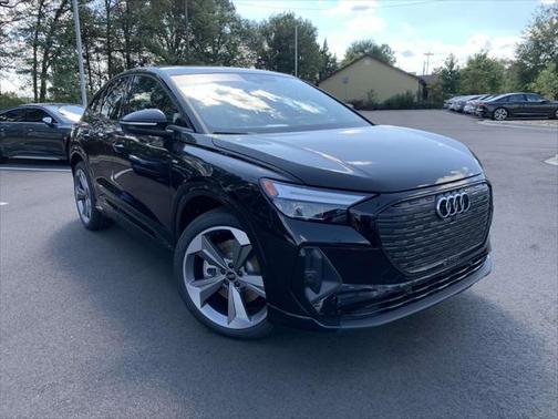 2024 Audi Q4 e-tron Sportback Premium Plus 55 quattro