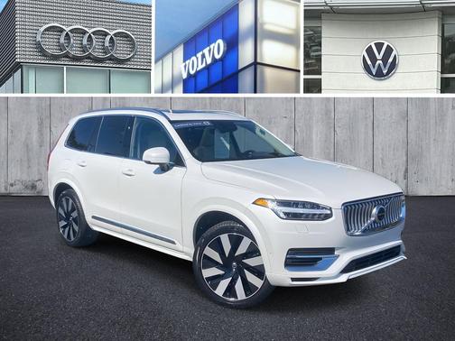 2023 Volvo XC90 Recharge Plug-In Hybrid T8 Ultimate Bright Theme 7-Seater
