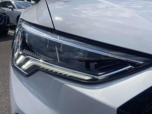 2025 Audi Q3 45 S line Premium Plus