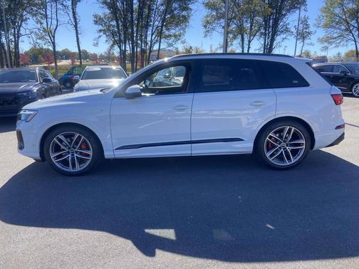 2026 Audi Q7 55 Prestige