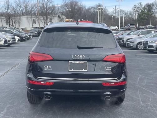 2017 Audi Q5 2.0T Premium Plus