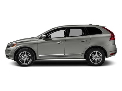 White 2017 Volvo XC60 T6 Dynamic