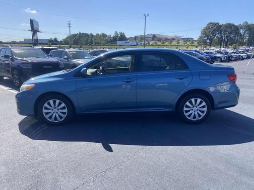 2012 Toyota Corolla LE
