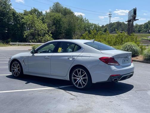 Siberian Ice 2019 Genesis G70 3.3T Advanced
