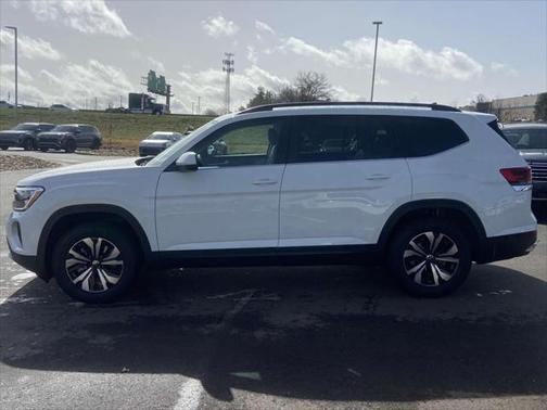2025 Volkswagen Atlas 2.0T SE