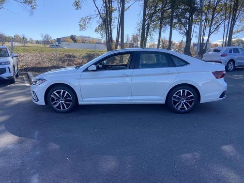 2026 Volkswagen Jetta 1.4T SE