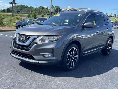 Gun Metallic 2019 Nissan Rogue SL