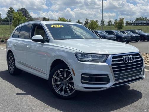 2019 Audi Q7 45 Premium Plus