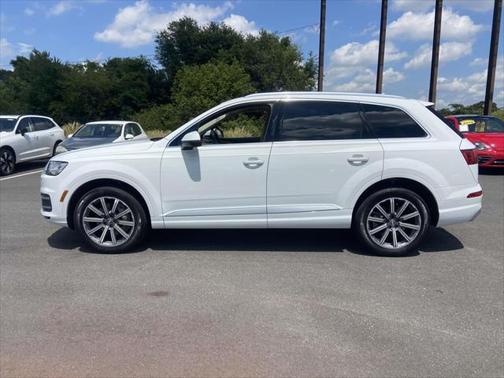 2019 Audi Q7 45 Premium Plus