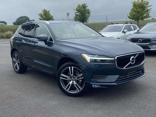 2021 Volvo XC60 T5 Momentum