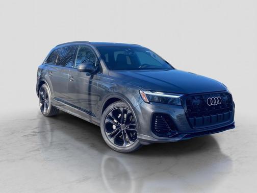 2026 Audi Q7 55 Premium Plus