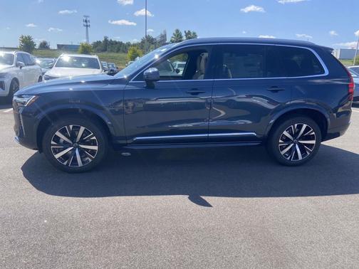 2026 Volvo XC90 B5 Core