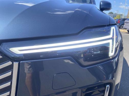 2026 Volvo XC90 B5 Core