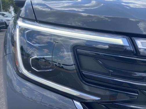 2025 Volkswagen Atlas 2.0T SEL Premium R-Line 4MOTION