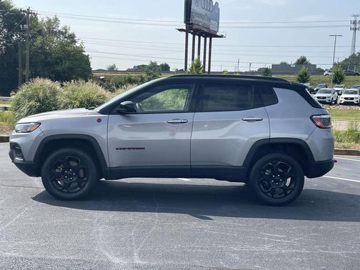 Black Clearcoat 2024 Jeep Compass Trailhawk